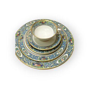 Lenox Fine China, Moonspun Gravy Boat w/attached Underplate, Ivory Platinum Rim